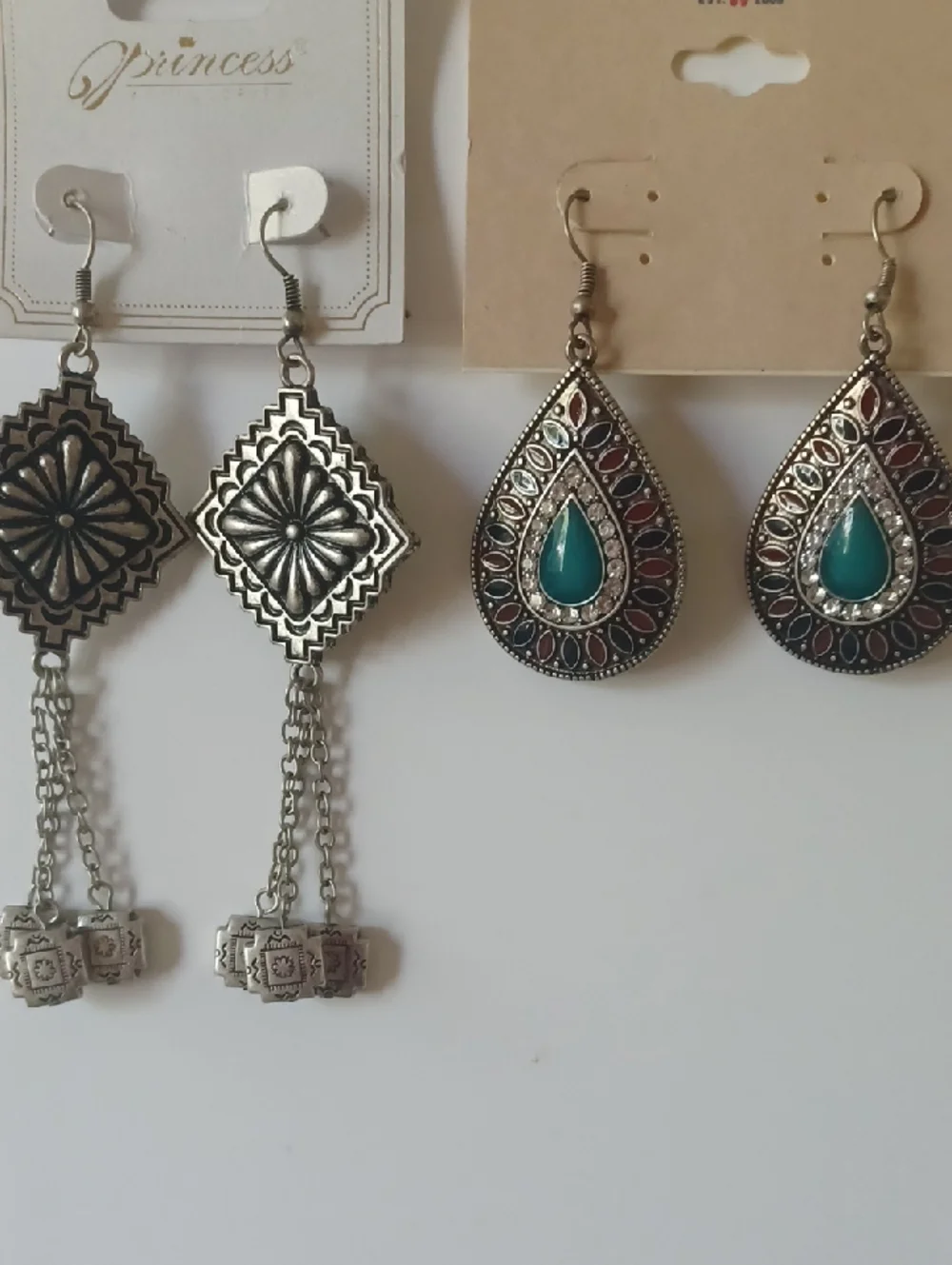 2 PCS.BOHO STYLE EARRINGS NEW - Picture 1 of 3